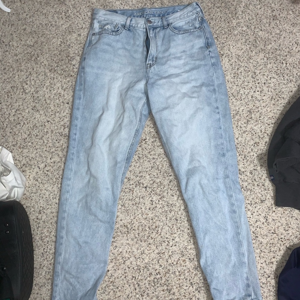 American Eagle Mom Jeans